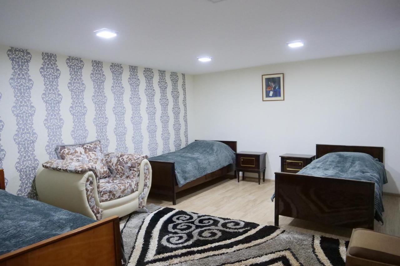 Guest House Kumayri Gyumri Bagian luar foto